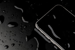 iPhone in het water gevallen? Met deze 3 tips overleeft 'ie het! [2020]